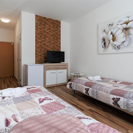 ניטרה Agro Complex Apartments מראה חיצוני תמונה
